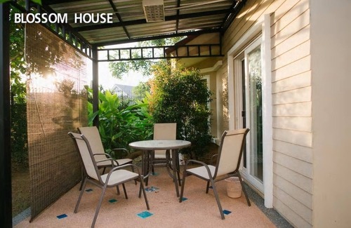 Chiang Mai House | Relax, enjoy the scenery, security and peace.