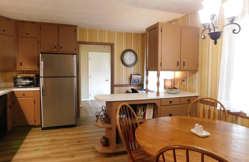 Galax House | Relax & enjoy the view! Mountain Lovers dream! Gated entry, convenient location!