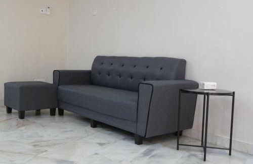 Kampung Alor Akar House | Relax House near Teluk Cempedak Kuantan