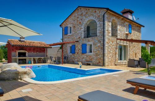 Stifanici Villa | Relax house surrounded by olives and vineyard