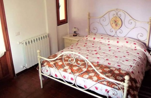 Villaggio delle Mimose Villa | Relax Immersed Within the Sette Fratelli Mountains