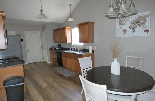Jacksonville House | Relax in a 3 bedroom 2 bath comfortable house