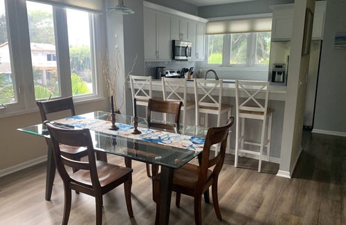 Whitney Beach House | Relax in a Spacious Townhouse on Beautiful Longboat Key!