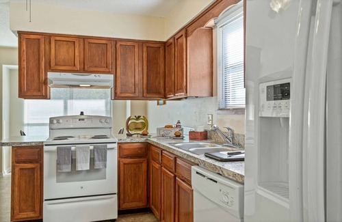 Southside House | Relax in Comfort at Blue Heron |Dogs Ok |Fenced |Grill |Near St Johns River, Golf Courses & Dining