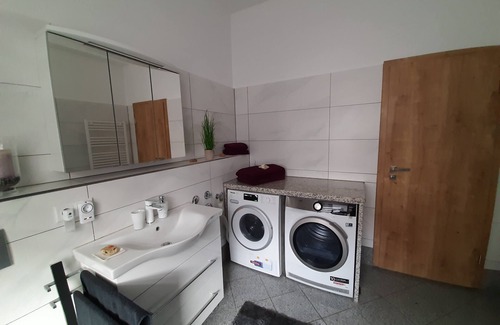 Laubegast Apartment | Relax in Dresden - Laubegast only 180 m from the Elbe cycle path