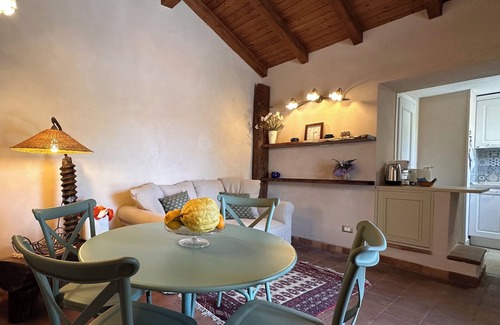 Aci Sant'Antonio Villa | Relax in this house with garden, pool, conveniently located