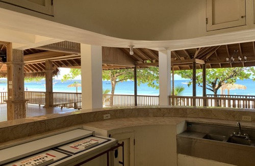 Negril Villa | Relax in Jamaica - Enjoy 7 Miles of White Sand Beach! by RedAwning