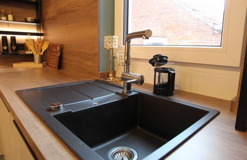Hage Apartment | "Relax in our luxurious vacation apartment by the monument!"