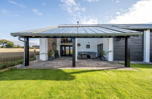 Arbroath House | Relax in style admiring beautiful countryside in the Birthplace of Scotland