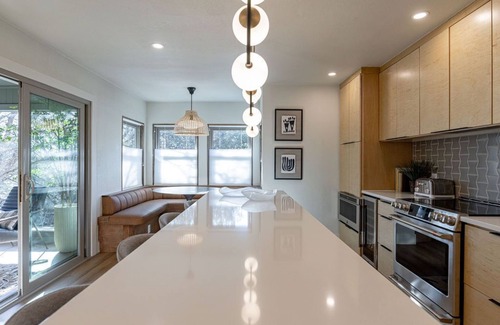 Austin House | Relax in Style at Skyhurst: Hot Tub, Fire Pit, Game Room & Lake Access Nearby