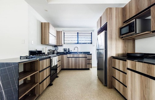 Hato Rey House | Relax in Style | Central Apt for 6 - Unit 1
