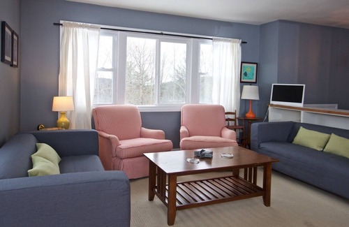 Chatham House | Relax in the Country - Peace, quiet and family friendly