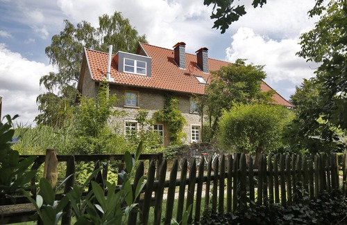 Detmold Apartment | Relax in the countryside Spacious apartment with sauna