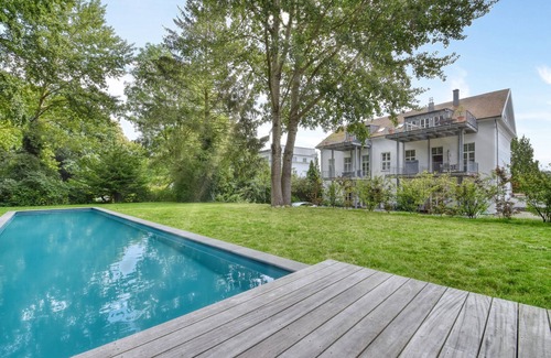 Putbus Apartment | Relax in the heart of the white city: our stylish vacation apartment at Circus