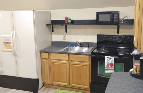 Maryville Apartment | Relax in the Smoky Mtn getaway near Knoxville, Dollywood , Pigeon Forge