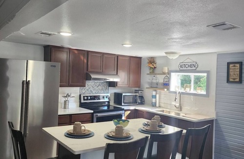 Many House | Relax in this country living spacious and serene Historical newly renovated home