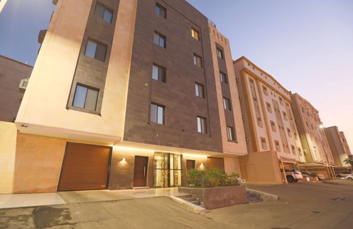 Al-Nakheel Apartment | Relax in this quiet and elegant place, a beautiful sunset in Al Nakhil walkway.