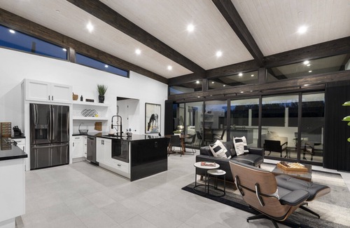 Leigh Estates House | RELAX in this STYLISH CASITA LOCATED IN THE HEART OF CAREFREE, ARIZONA