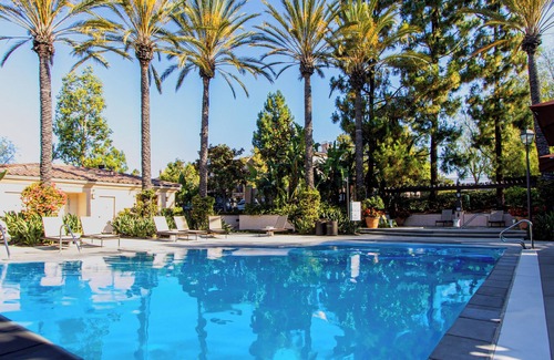 Las Flores Apartment | Relax in OC! attached to scenic walking trail & shops close by