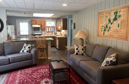King House | Relax in Waupaca and the Chain O Lakes.