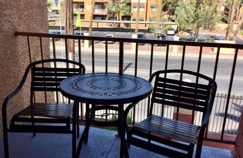 Paradise Condo | Relax in Your Adobe Style Condo Near the Las Vegas Strip ~ Special Offer!