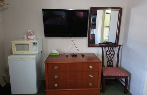 Collingwood Hotel | Relax Inn Collingwood