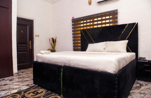 Owerrinta Hotel | Relax Inn International Hotel