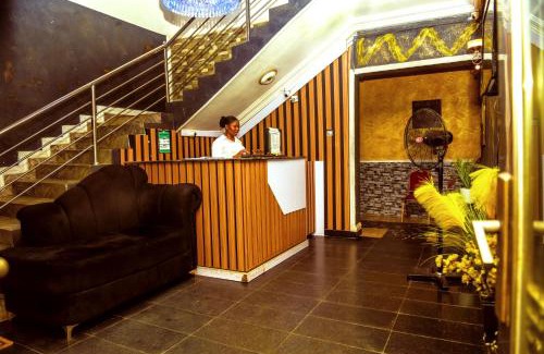 Owerrinta Hotel | Relax Inn International Hotel