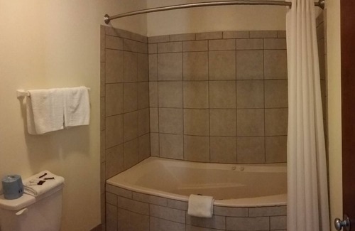 Front Royal Hotel | Relax Inn Motel