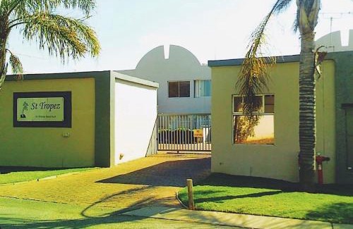 Sandown Apartment | Relax Inn Sandton Designed For Relaxation