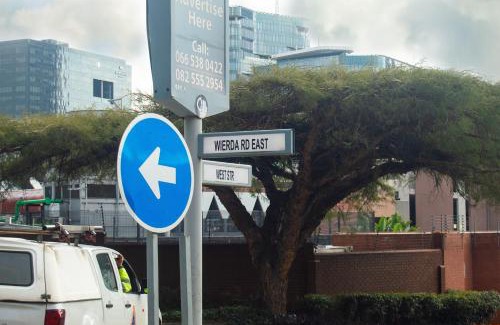 Sandown Apartment | Relax Inn Sandton Designed For Relaxation