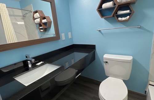 Channelview Hotel | Relax Inn