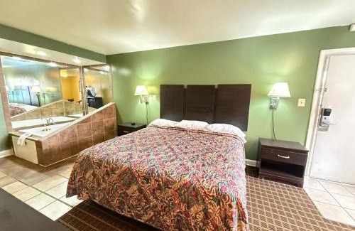 Hampton Hotel | Relax Inn
