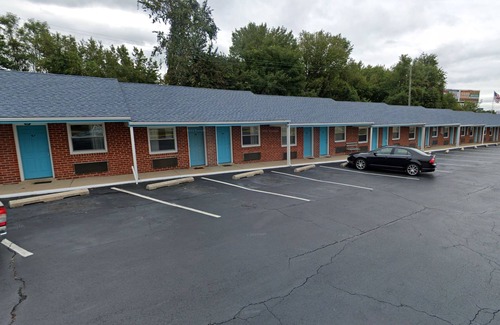 New Castle Hotel | Relax Inn