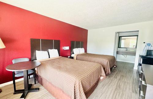 Rockingham Hotel | RELAX INN