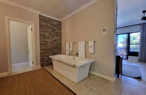 Ballito Hotel | Relax Inn