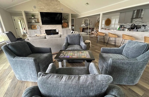 San Angelo House | Relax lakeside at Lake Nasworthy