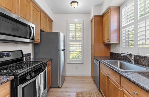 Carmel Valley Condo | Relax Near Del Mar & La Jolla! Superb Location! Cozy Condo You’ll Adore!