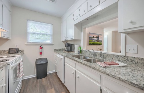 Goose Creek Apartment | Relax Near Downtown Charleston and Beaches