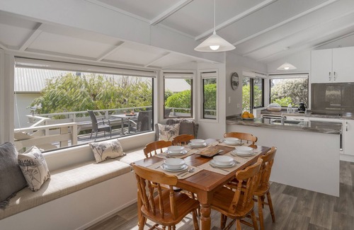 Pauanui House | Relax On Courtney - Pauanui Holiday Home