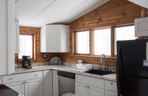 Eden House | Relax on pristine Lake Eden