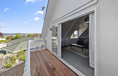 Richmond Heights House | Relax on Rainbow - Taupō Holiday Home