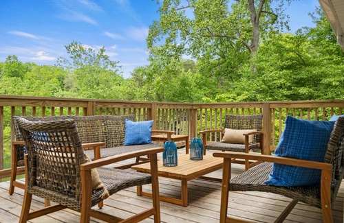 Barium Springs House | Relax on Riverbend