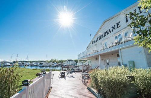 Montague Apartment | Relax on White Lake at Peninsula Point