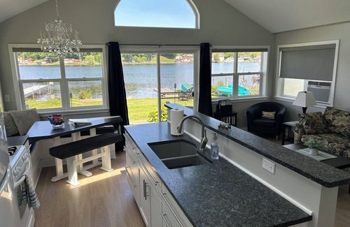 Battle Creek House | Relax or Play ALL YEAR ROUND At Our Cozy Lakefront Home.