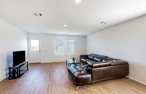 Highlands House | Relax or Play