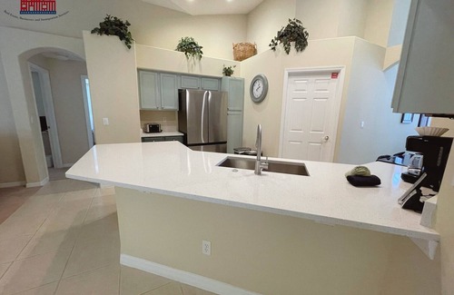 Orange Tree House | Relax & Play 4-Bed Villa with Pool and Game Room – Minutes to Disney