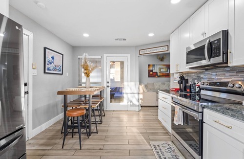 South Arlington House | Relax &Play: Pool& Spa,Game Room,Near Six Flags, AT&T Stadiums, Globe Life Field