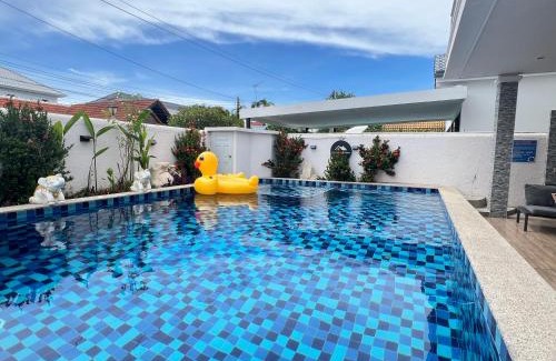 South Pattaya Villa | Relax Pool Villa Near Walking Street,jacuzzi ,BBQ 5Bed 6Bath City house54