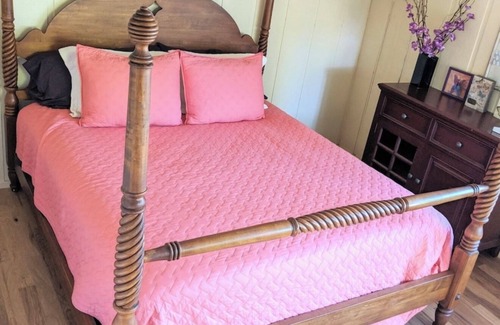 Salyer Other | Relax & Recharge in a Spacious 7-Bedroom Rural Salyer House: Pool + Wifi